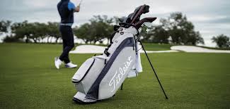 GOLF BAGS